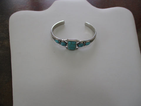 Silver Turquoise Cuff Bracelet (B641)