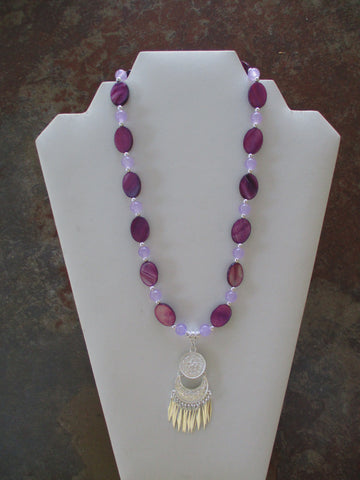 Purple Mother of Pearl Shells, Purple Glass Beads, Silver Beads. Silver Pendant Necklace (N1510)