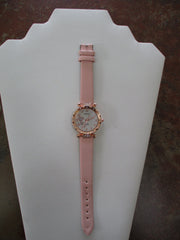 Pink Hearts, Love Watch (W519)