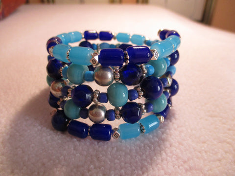 Memory Wire Silver Blue Glass Bead Bracelet (B554)