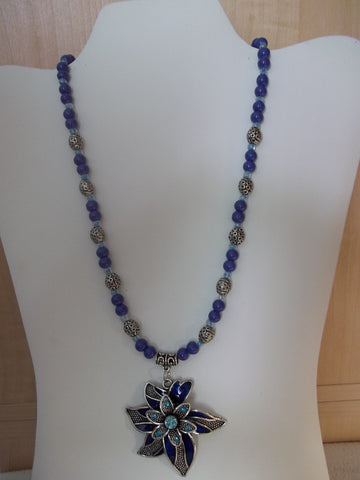 Silver Blue Glass Beads Blue Flower Pendant Necklace (N1125)