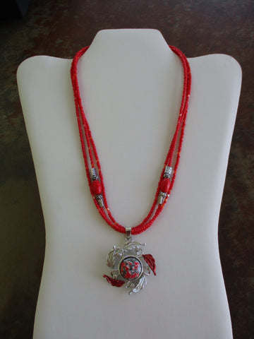 Silver Red Silver Beads Red Seed Beads Silver Red Leaf Button Pendant Necklace (N1303)