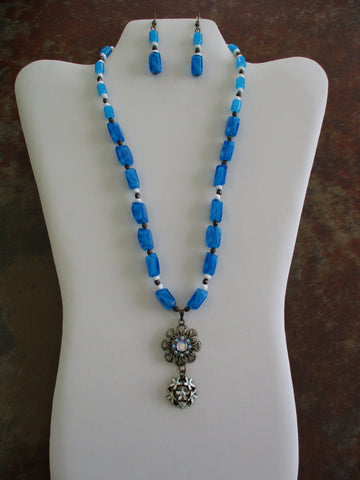 Bright Blue Glass Beads Bronze Flower Pendants Necklace Earring Set (NE499)